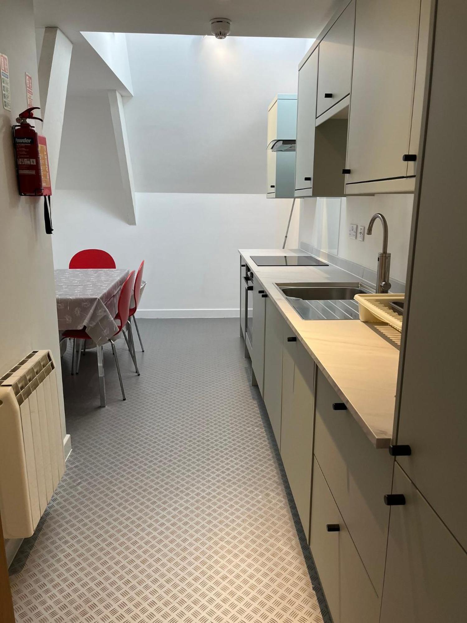 Armyn House Apartments, Your Coastal Escape In Falmouth Eksteriør bilde